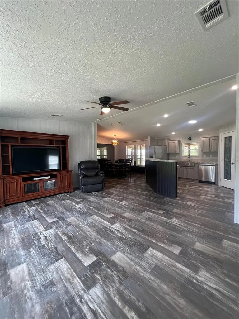 4281 Evergreen Avenue Bunnell FL 32110