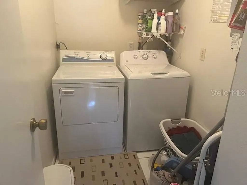 9430 Nakoma Way Weeki Wachee FL 34613