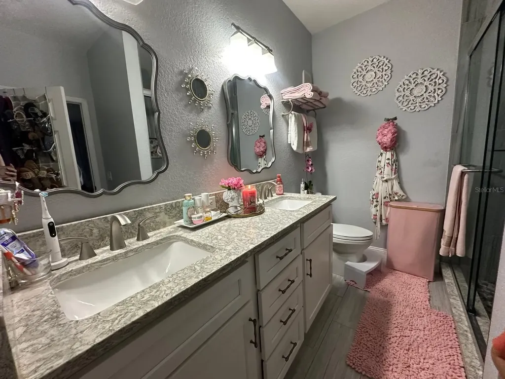 875 Grand Regency Point Altamonte Springs FL 32714
