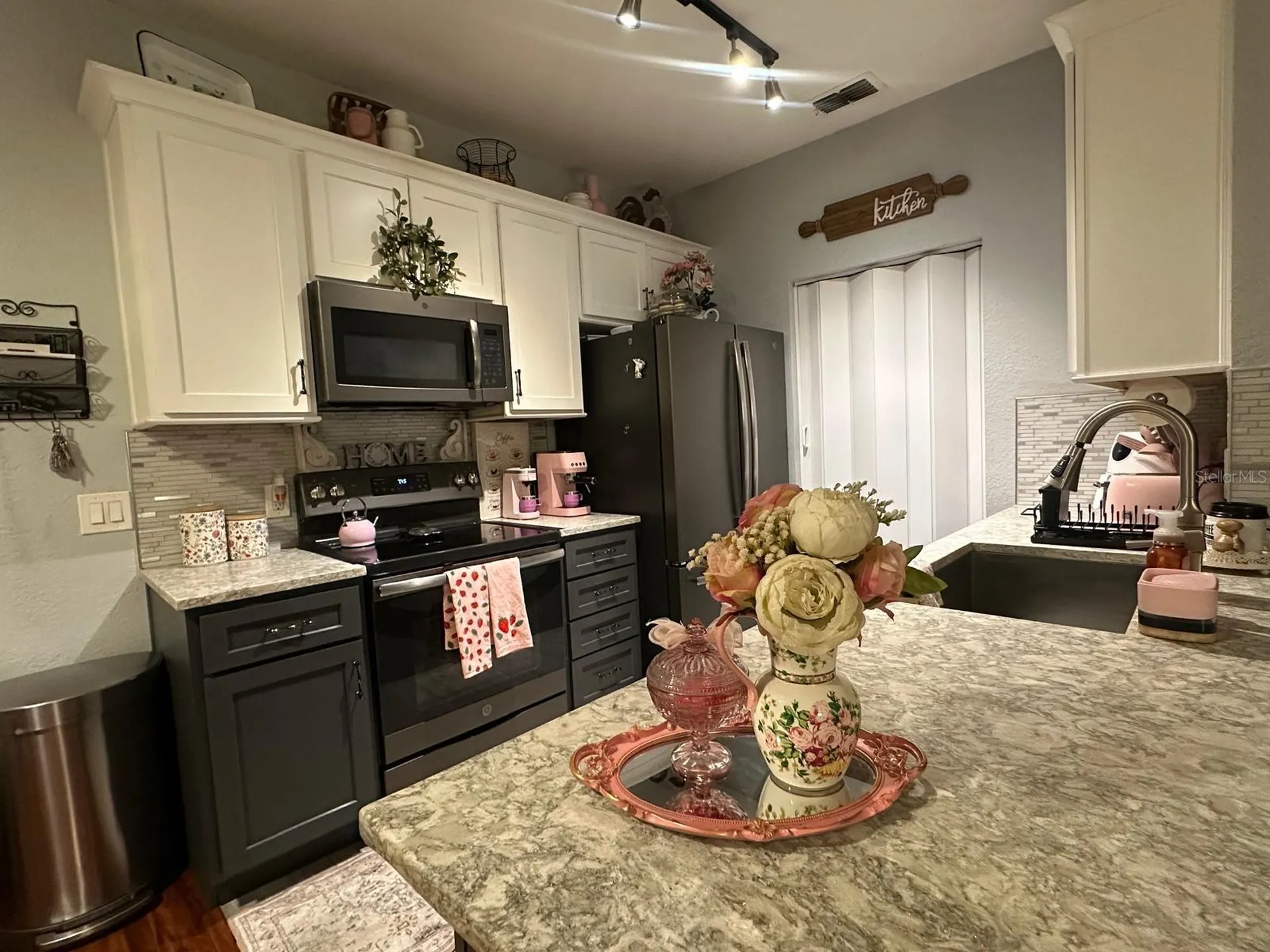 875 Grand Regency Point Altamonte Springs FL 32714