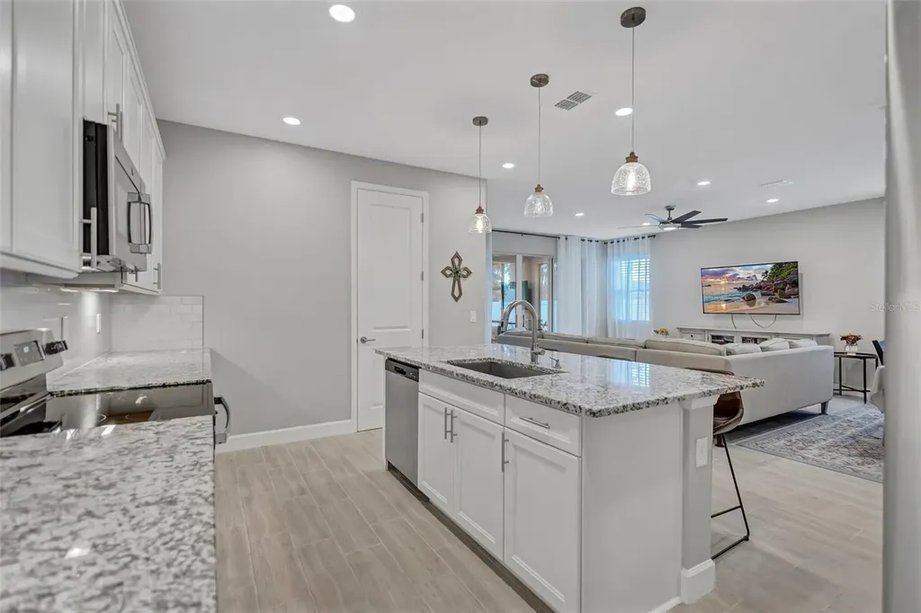6339 Dolostone Drive Lakeland FL 33811