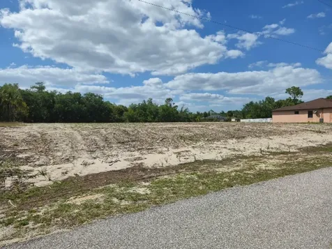 553 Pembroke Drive Port Charlotte FL 33954