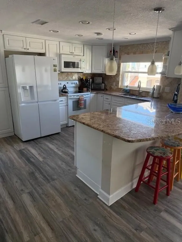 745 Eldorado Avenue Clearwater Beach FL 33767