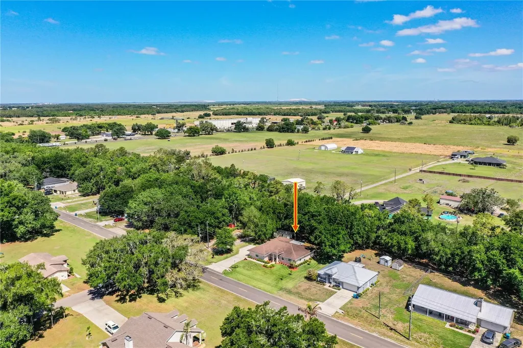 303 9th Street NE Fort Meade FL 33841