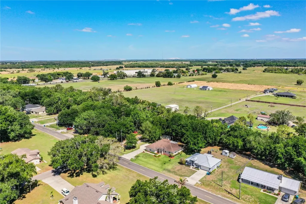 303 9th Street NE Fort Meade FL 33841