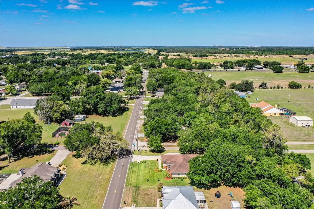 303 9th Street NE Fort Meade FL 33841