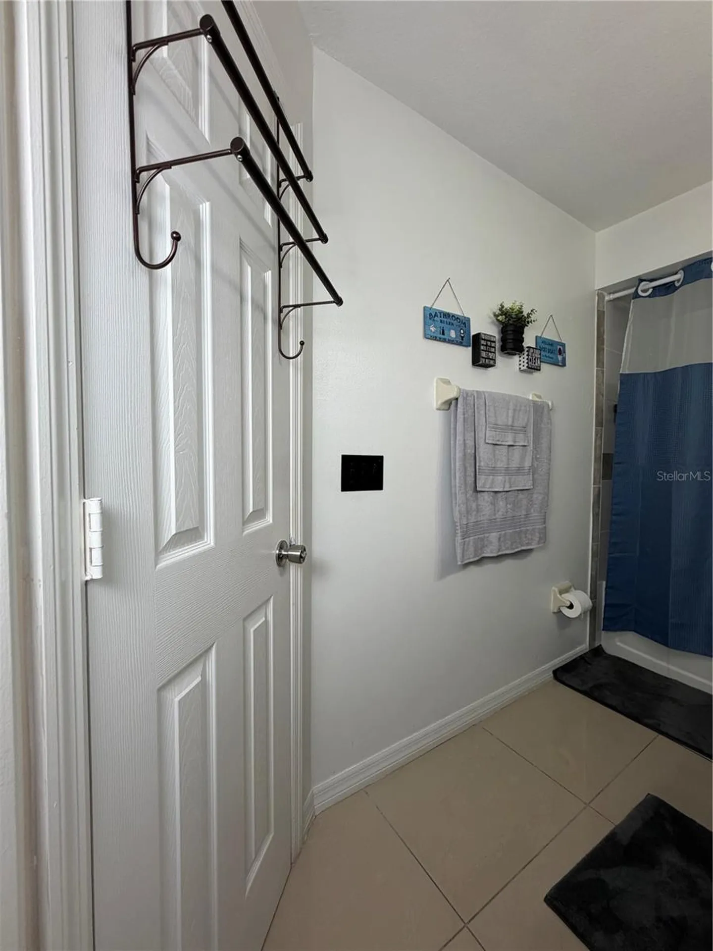 36 Lakepointe Circle Kissimmee FL 34743