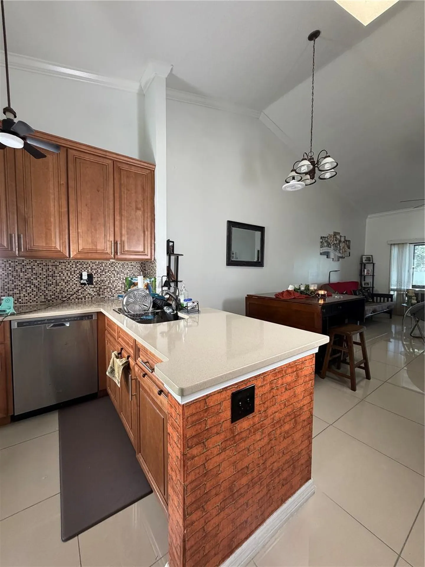 36 Lakepointe Circle Kissimmee FL 34743