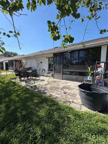 36 Lakepointe Circle Kissimmee FL 34743