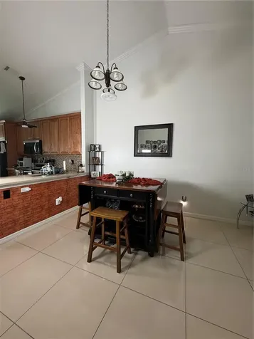 36 Lakepointe Circle Kissimmee FL 34743
