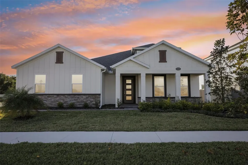 2564 Hawks Overlook Place Oviedo FL 32765