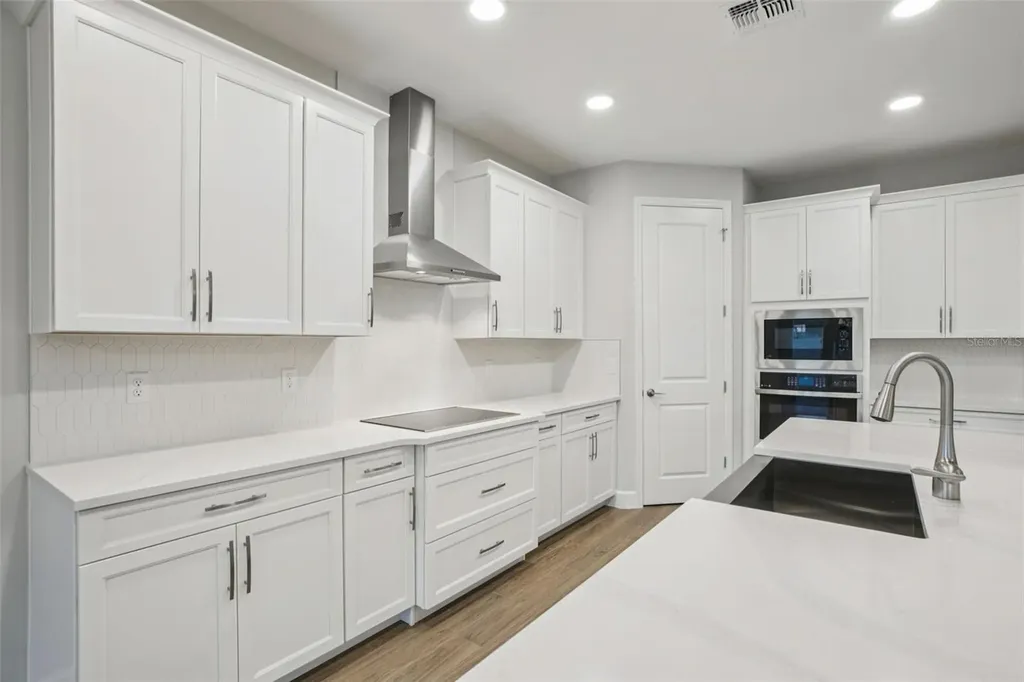 2564 Hawks Overlook Place Oviedo FL 32765