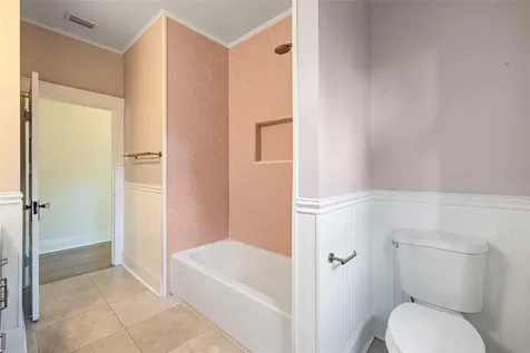5709 N Suwanee Avenue Tampa FL 33604