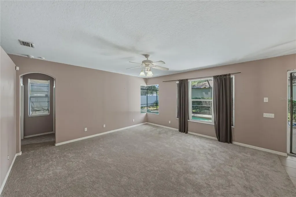 1603 Grand Heritage Boulevard Valrico FL 33594