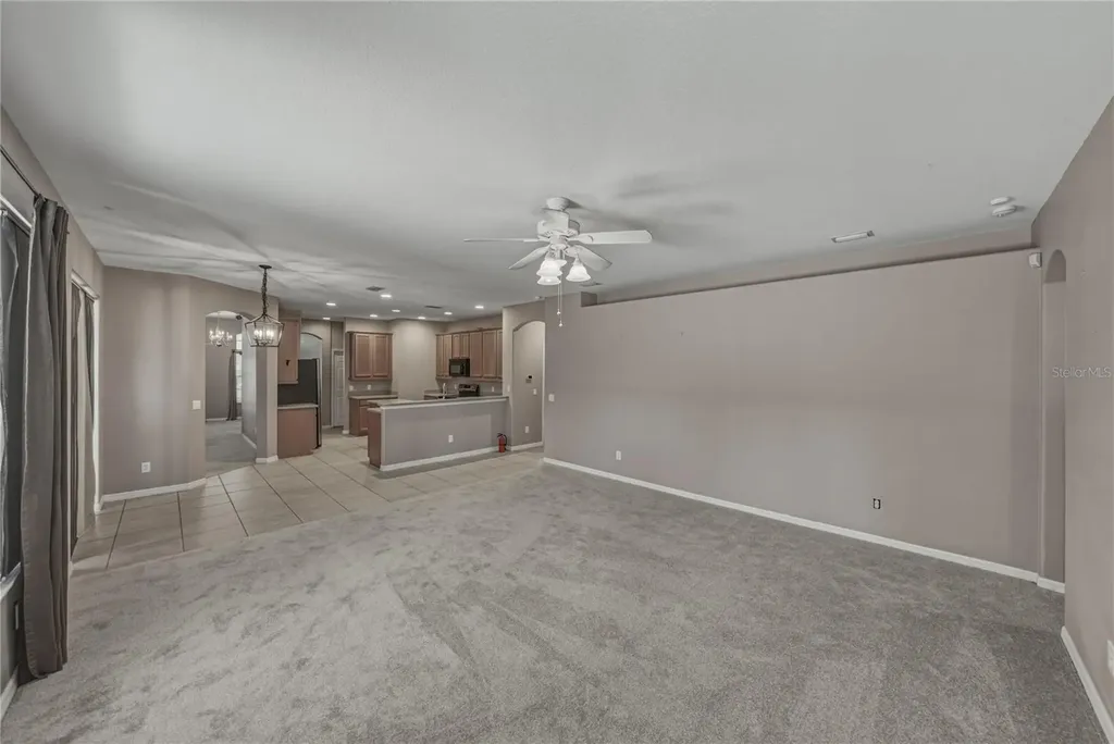 1603 Grand Heritage Boulevard Valrico FL 33594