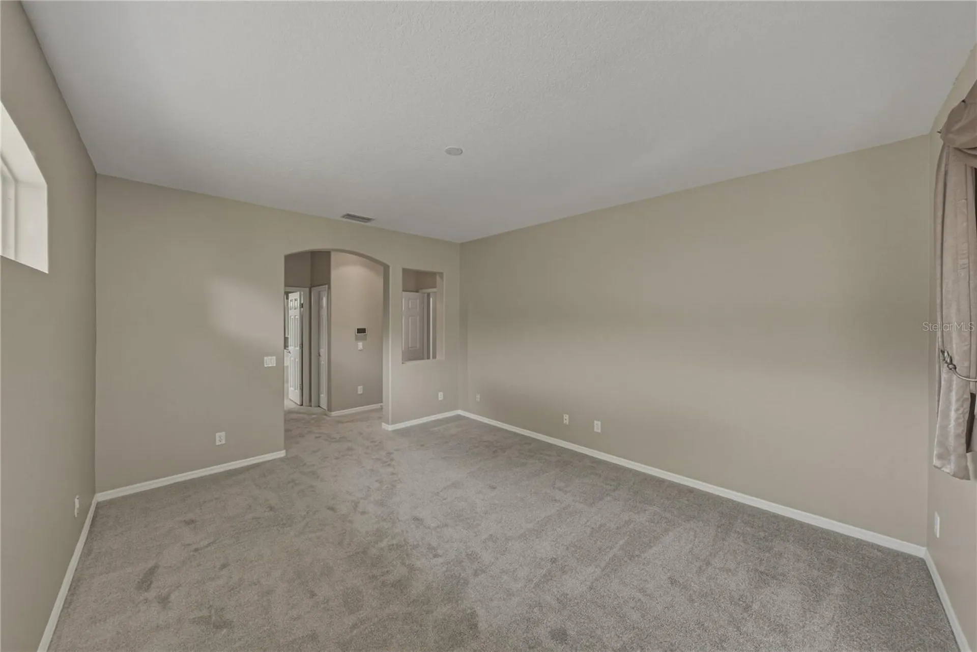 1603 Grand Heritage Boulevard Valrico FL 33594