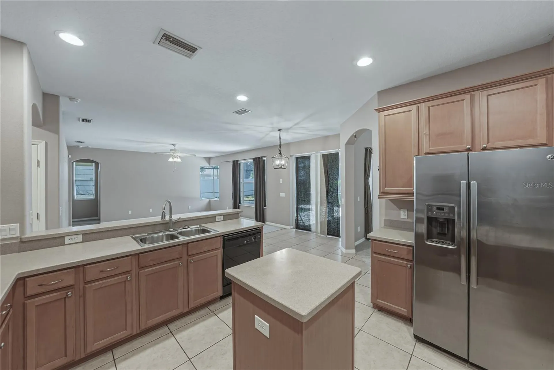 1603 Grand Heritage Boulevard Valrico FL 33594