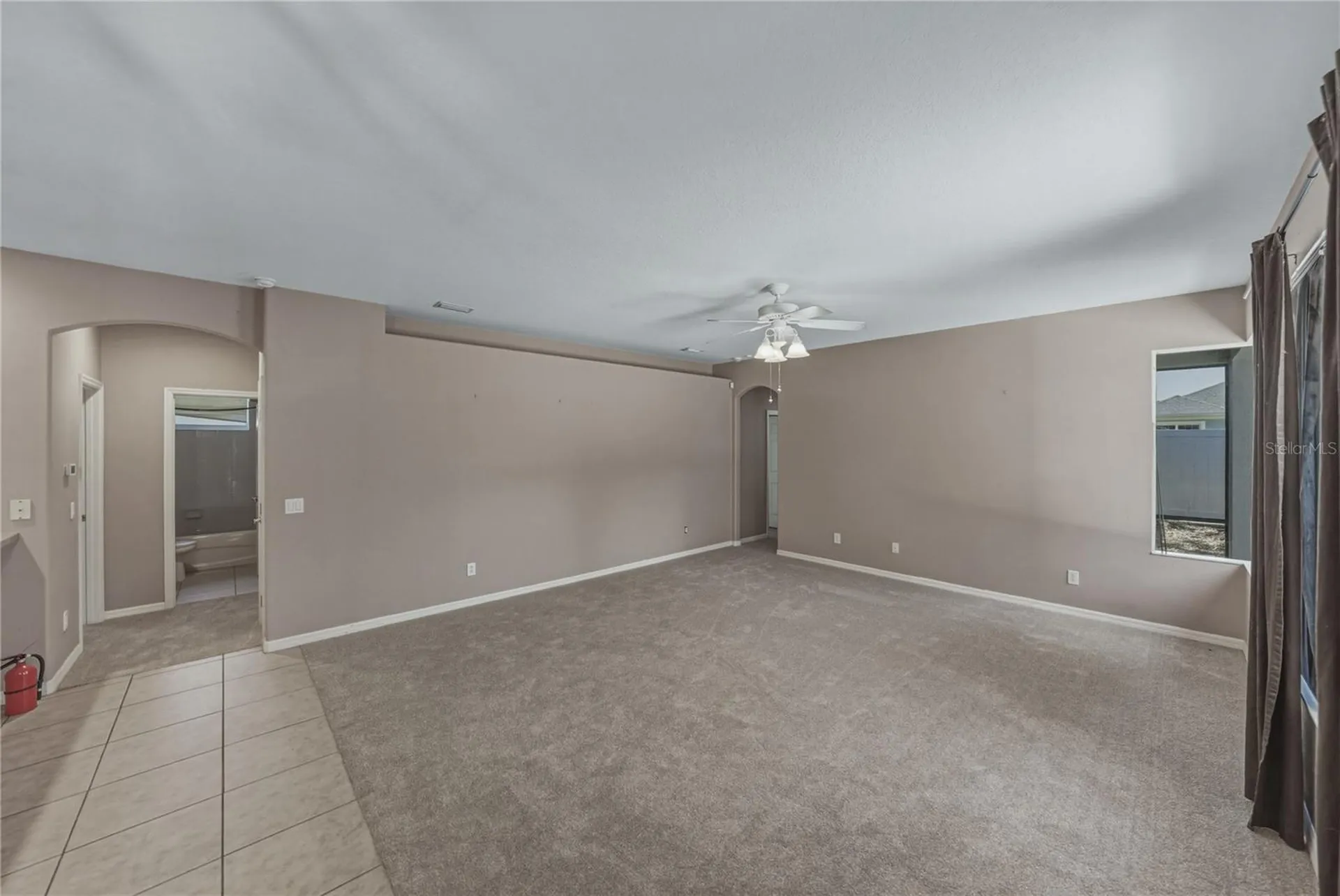1603 Grand Heritage Boulevard Valrico FL 33594
