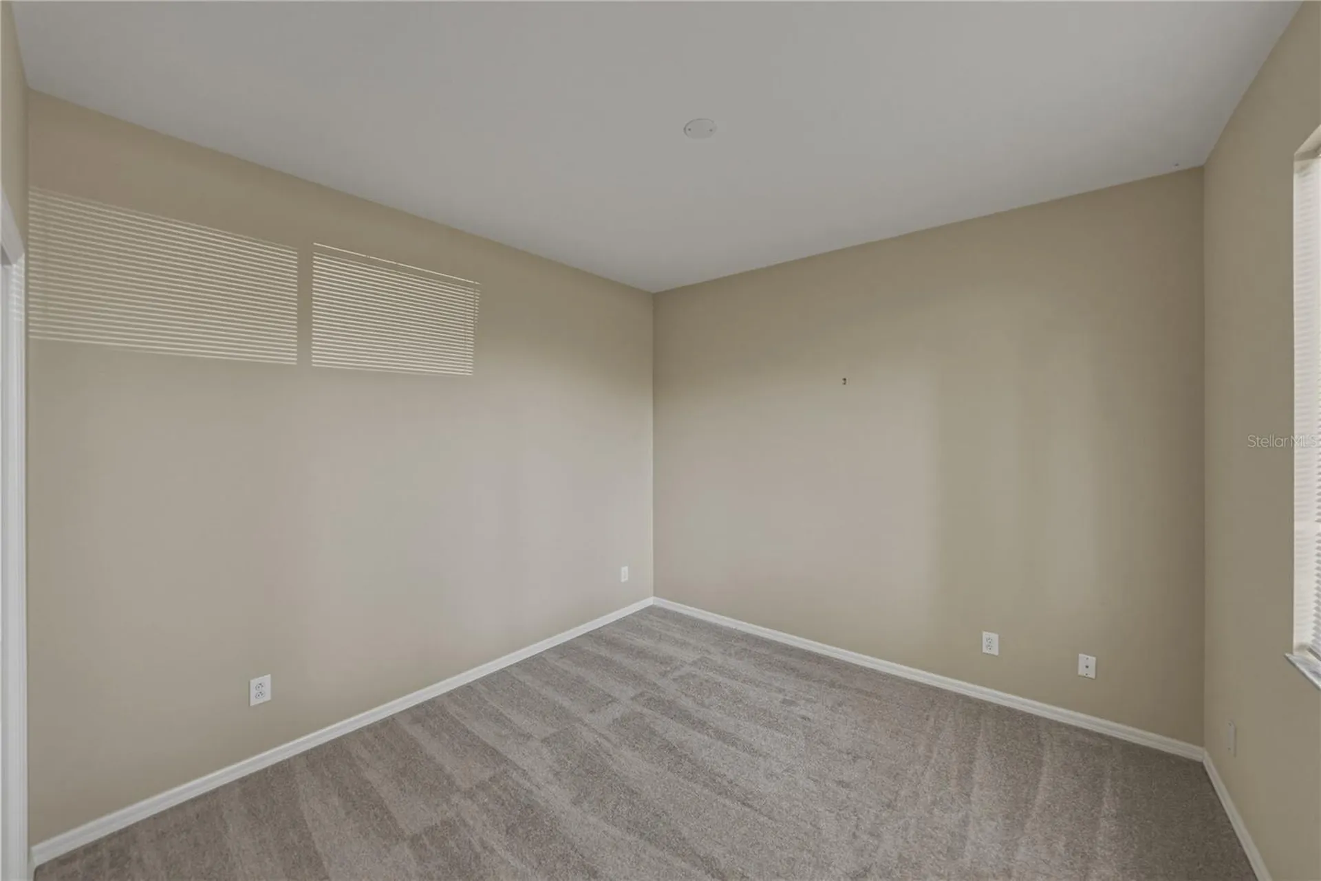 1603 Grand Heritage Boulevard Valrico FL 33594