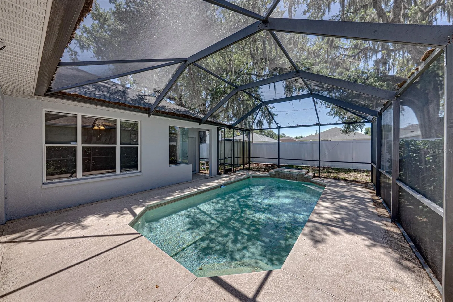 1603 Grand Heritage Boulevard Valrico FL 33594