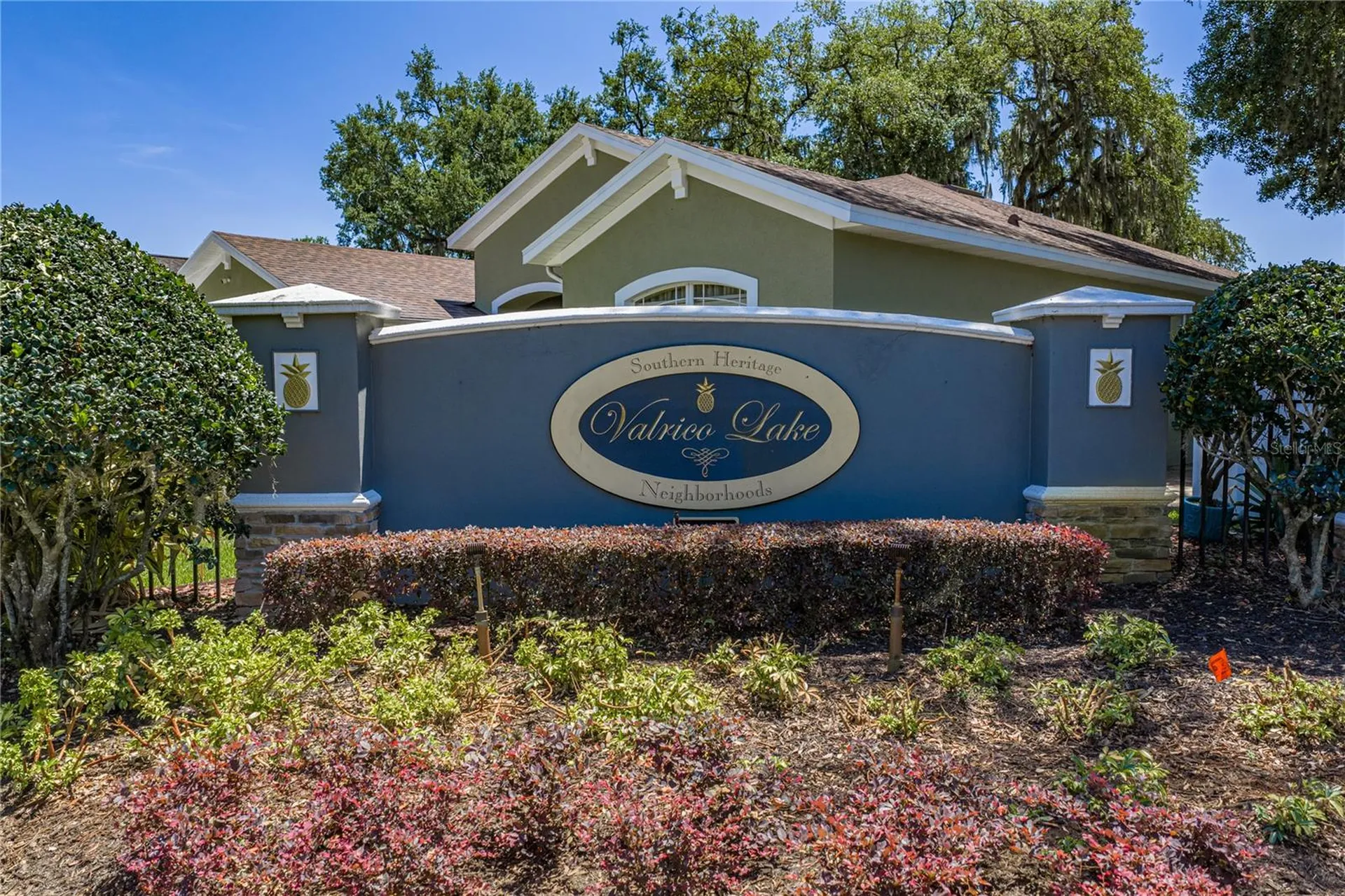 1603 Grand Heritage Boulevard Valrico FL 33594