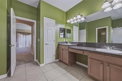 1603 Grand Heritage Boulevard Valrico FL 33594