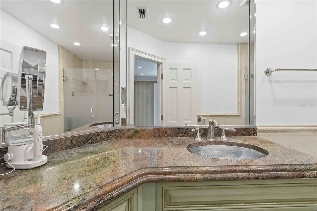 5414 S Crescent Drive Tampa FL 33611