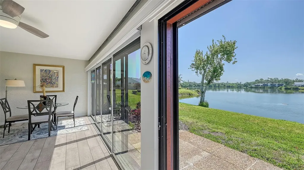 515 Spring Lakes Boulevard Bradenton FL 34210