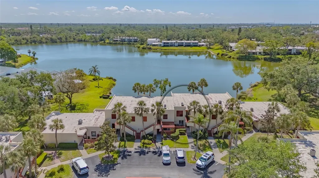 515 Spring Lakes Boulevard Bradenton FL 34210