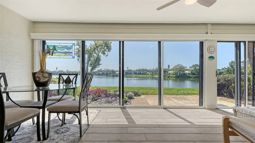 515 Spring Lakes Boulevard Bradenton FL 34210
