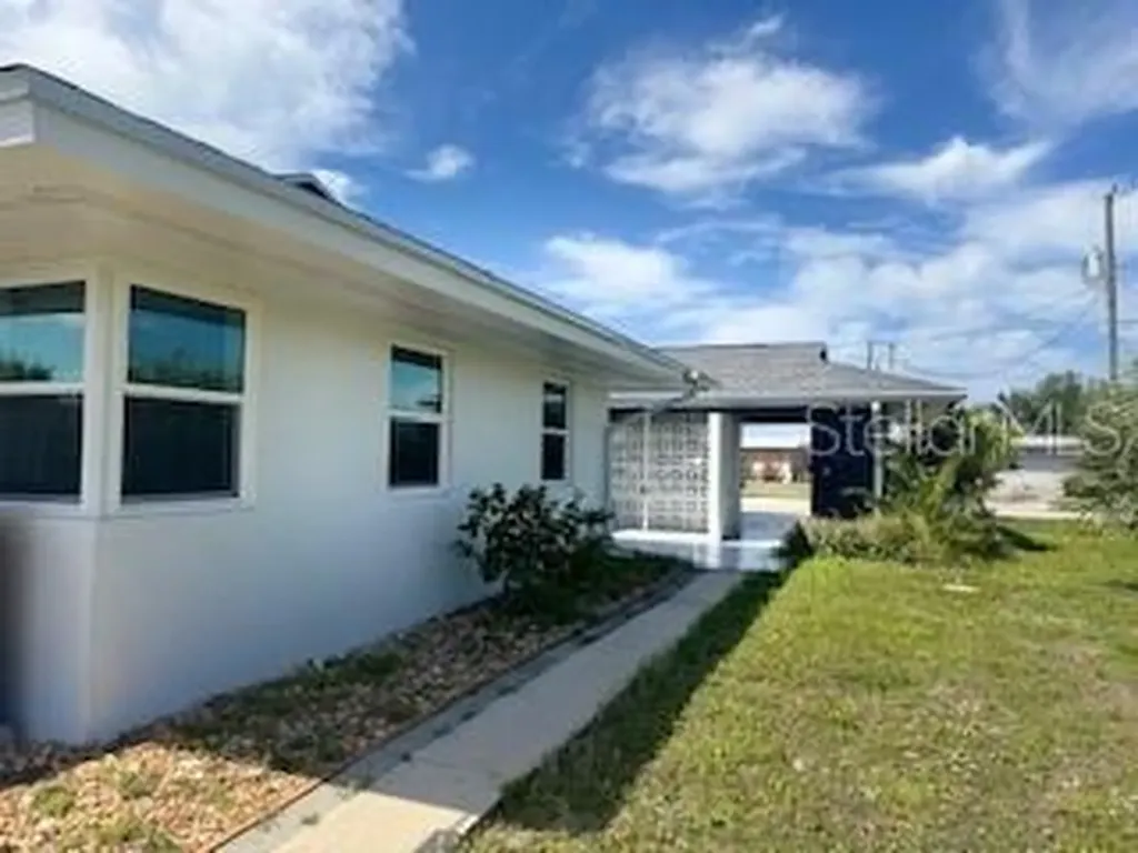 181 SE Beeney Road SE Port Charlotte FL 33952