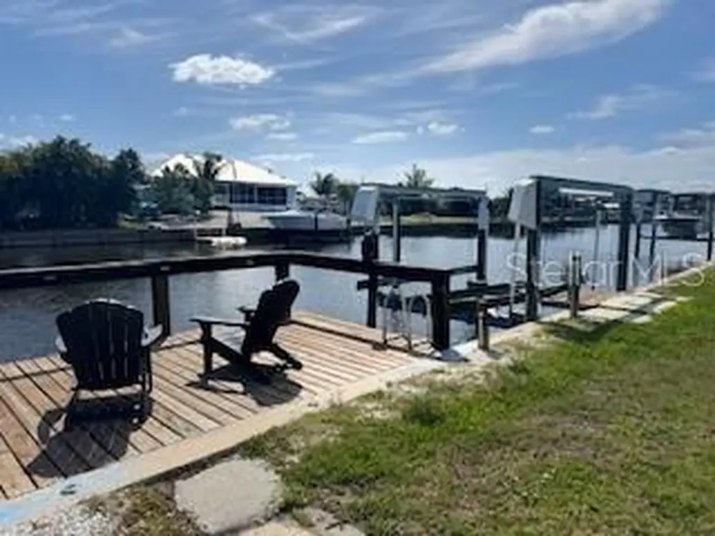 181 SE Beeney Road SE Port Charlotte FL 33952