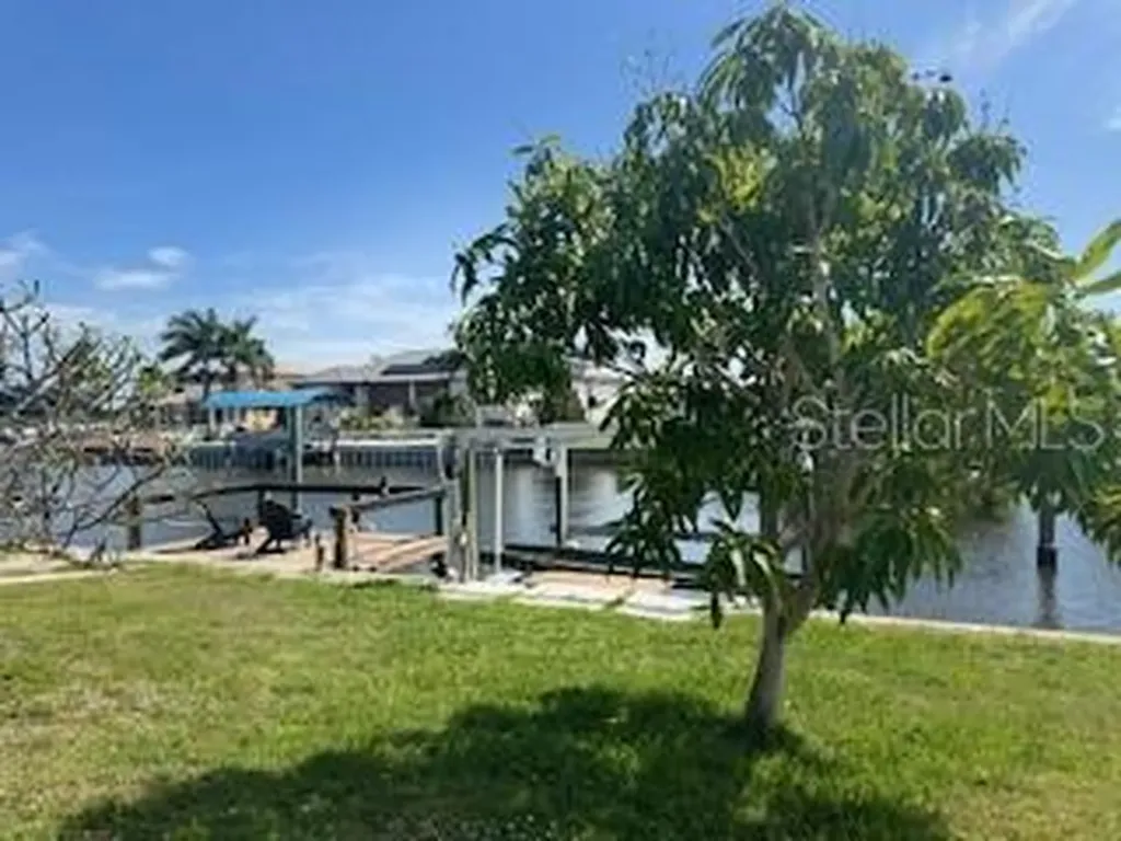 181 SE Beeney Road SE Port Charlotte FL 33952