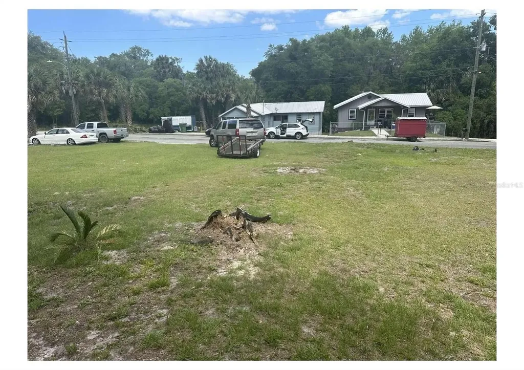 1206 S 12th Street Palatka FL 32177