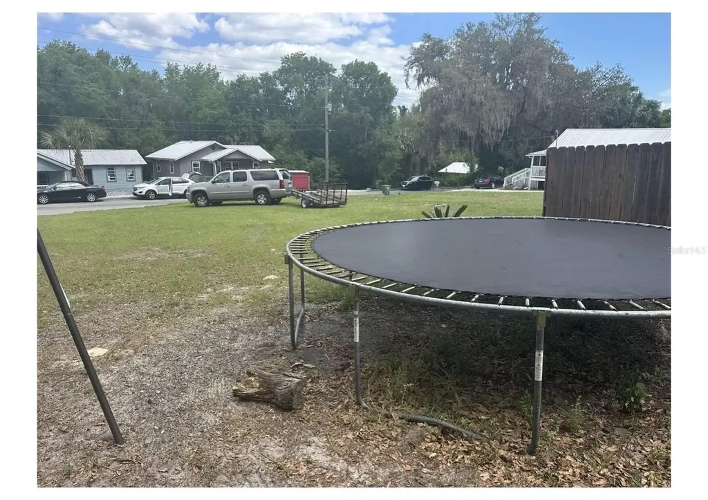 1206 S 12th Street Palatka FL 32177