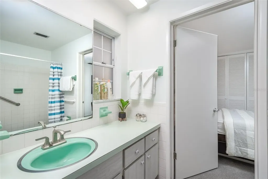 510 Anna Avenue Clearwater FL 33765