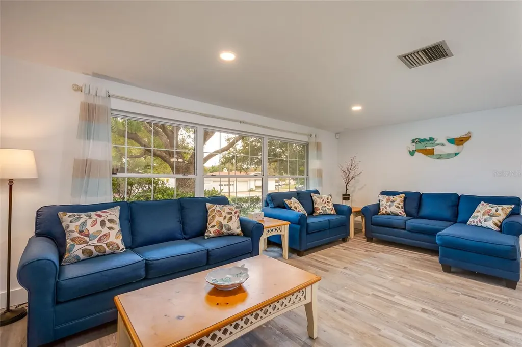 510 Anna Avenue Clearwater FL 33765