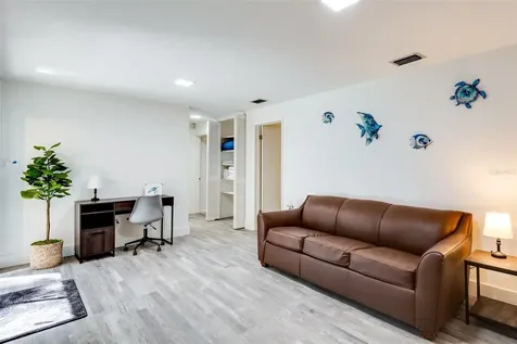510 Anna Avenue Clearwater FL 33765