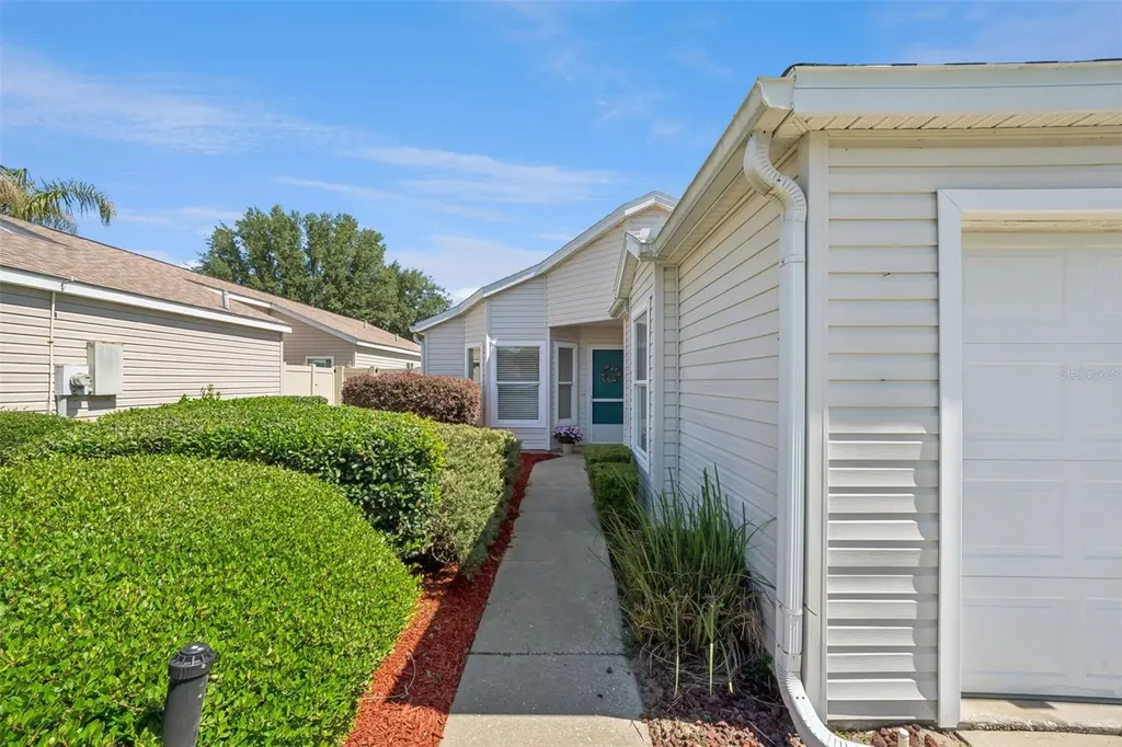 4967 Heron Run Circle Leesburg FL 34748