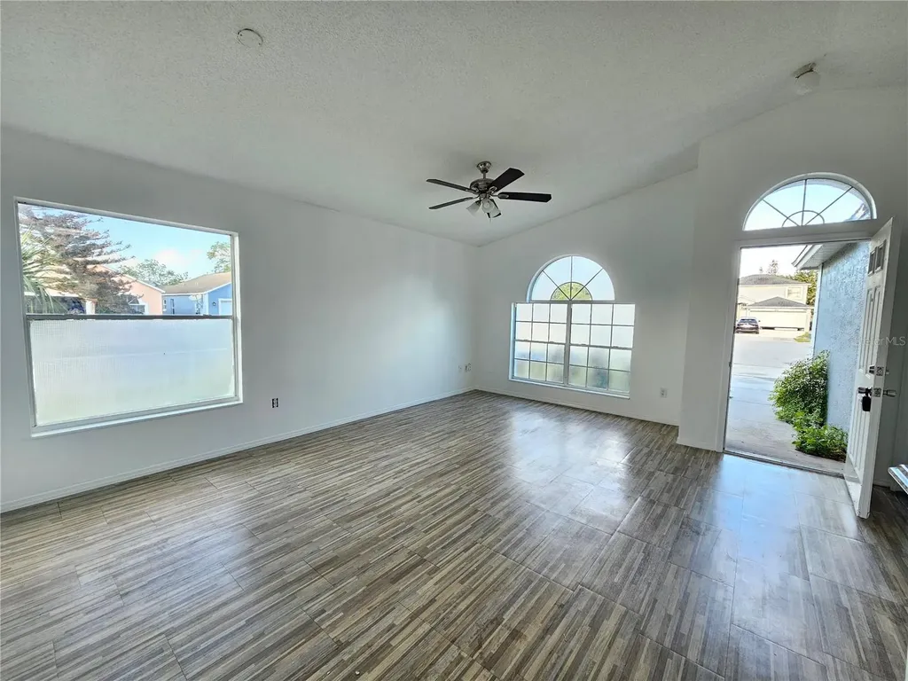 430 Southern Charm Drive Orlando FL 32807