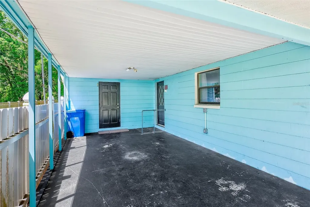 228 Skywood Drive Valrico FL 33594