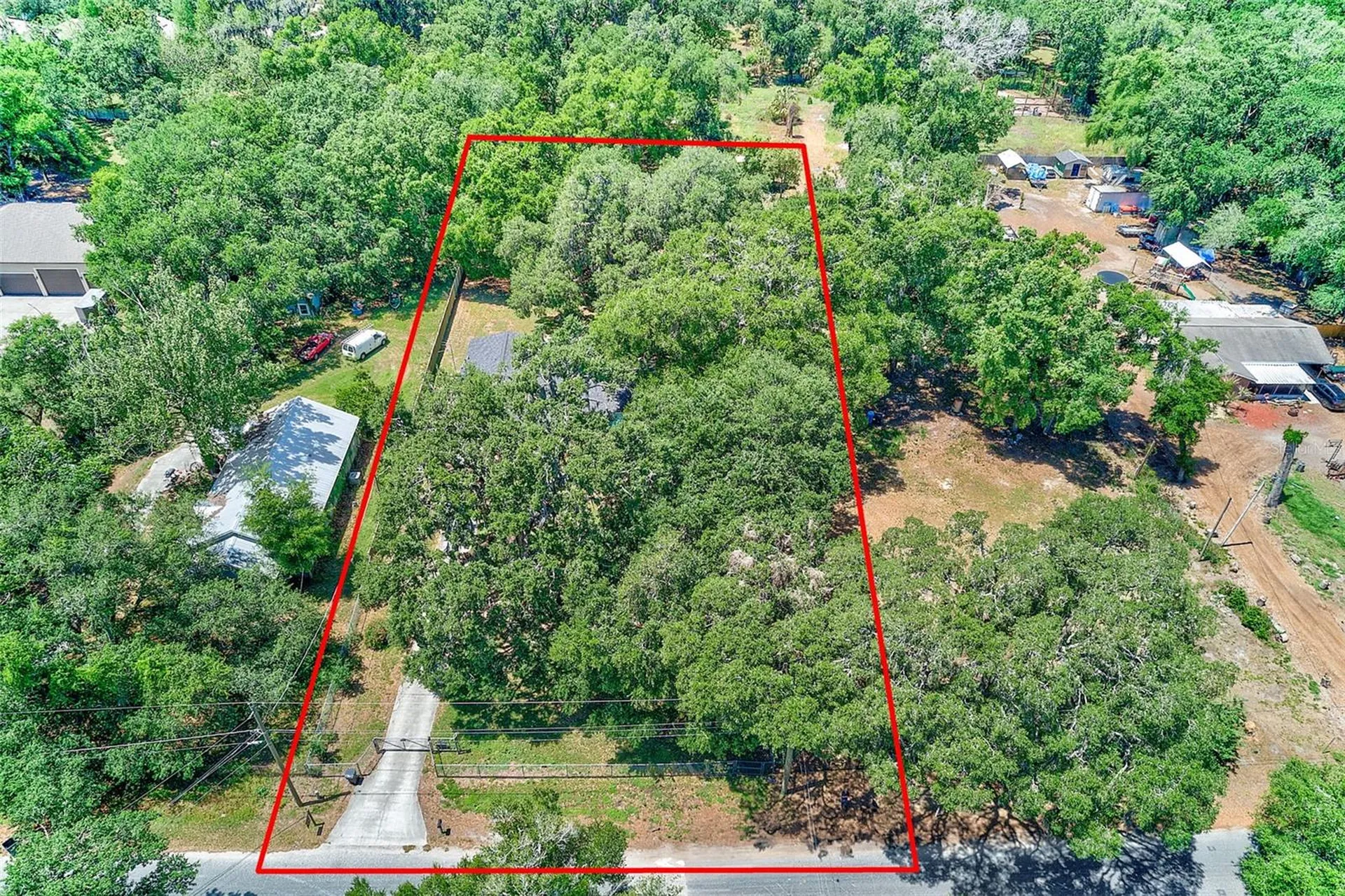228 Skywood Drive Valrico FL 33594