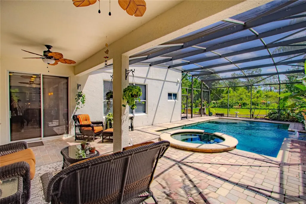 2243 Three Rivers Drive Orlando FL 32828