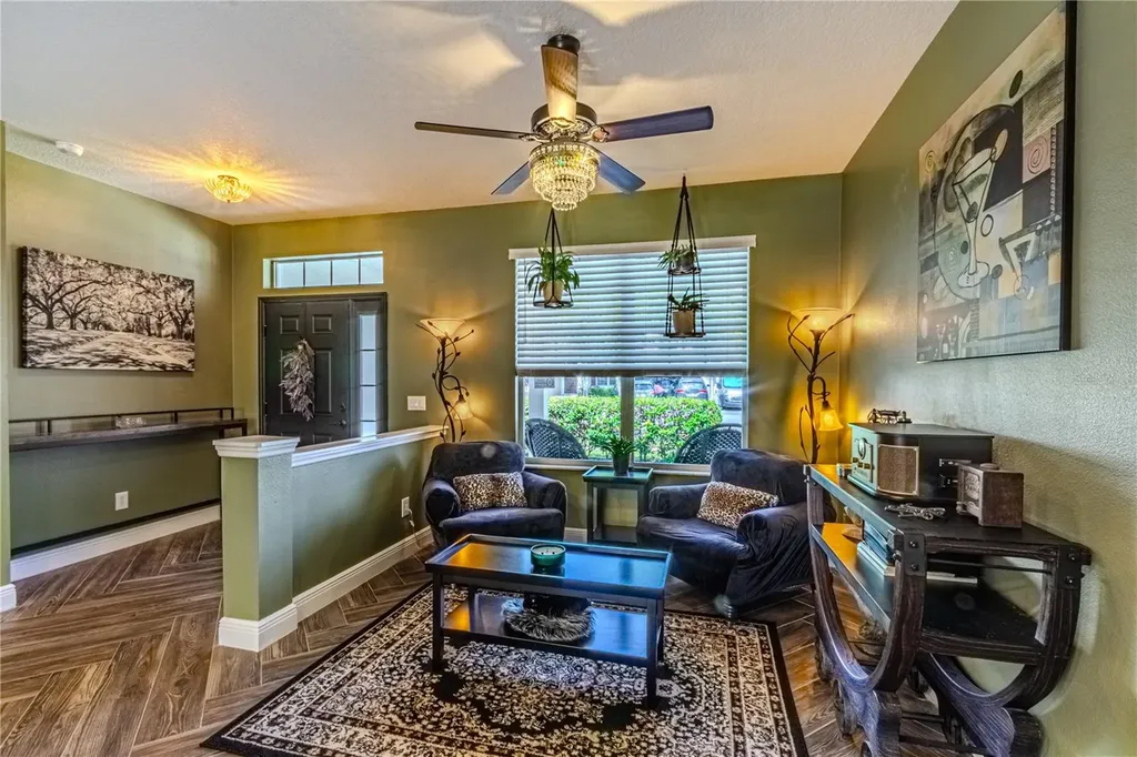 2243 Three Rivers Drive Orlando FL 32828