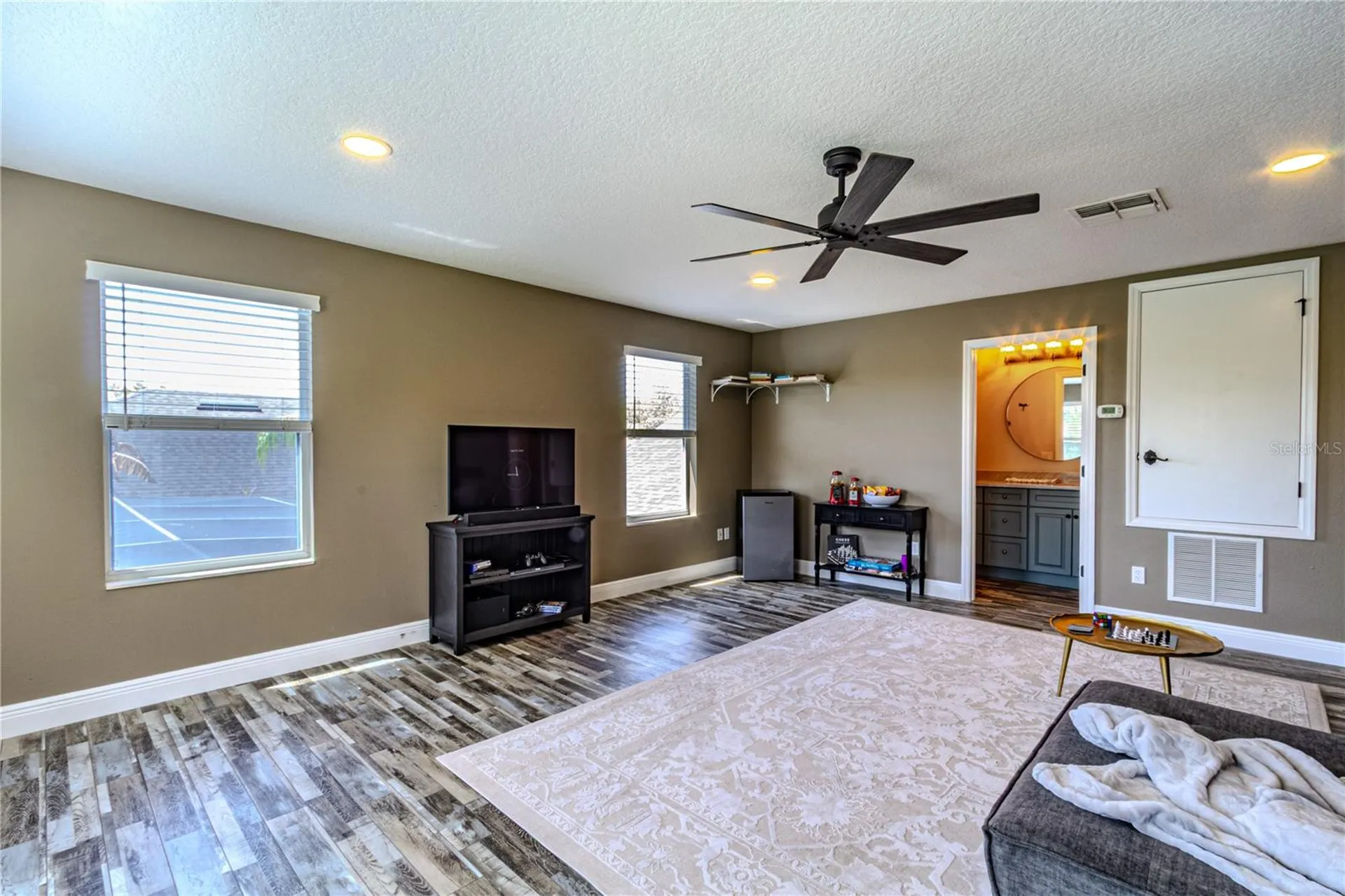 2243 Three Rivers Drive Orlando FL 32828