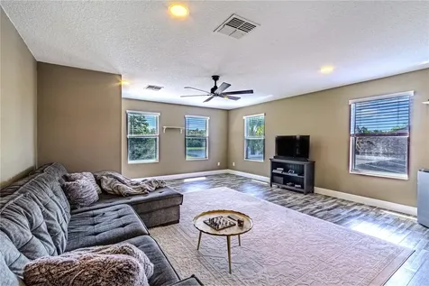 2243 Three Rivers Drive Orlando FL 32828