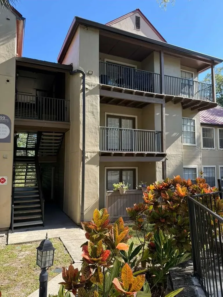 238 Afton Square Altamonte Springs FL 32714