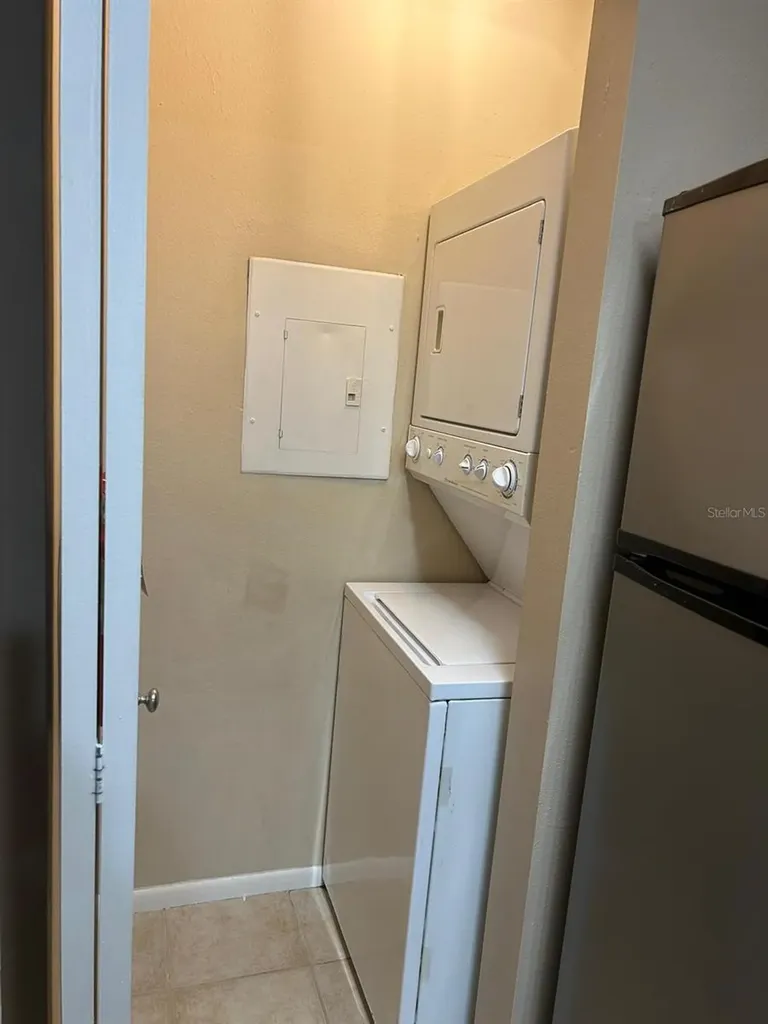 238 Afton Square Altamonte Springs FL 32714