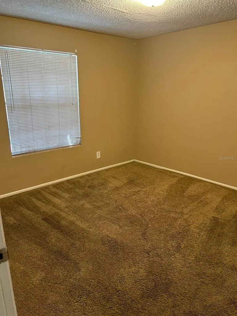 238 Afton Square Altamonte Springs FL 32714