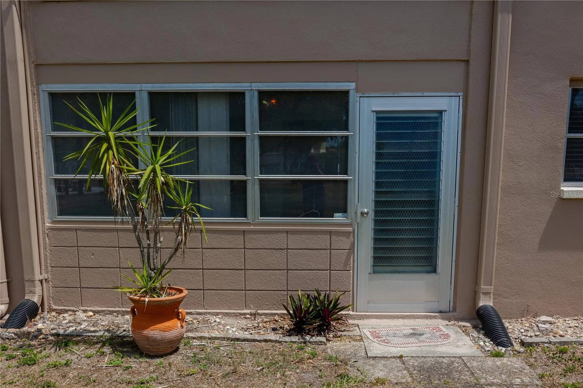 6645 1st Avenue N St Petersburg FL 33710